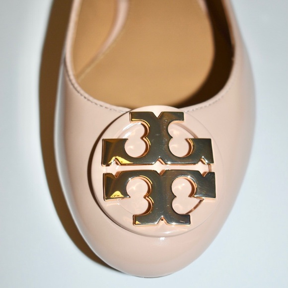 TORY BURCH CLAIRE PATENT LEATHER BALLET FLATS GOAN SAND GOLD - Picture 8 of 11